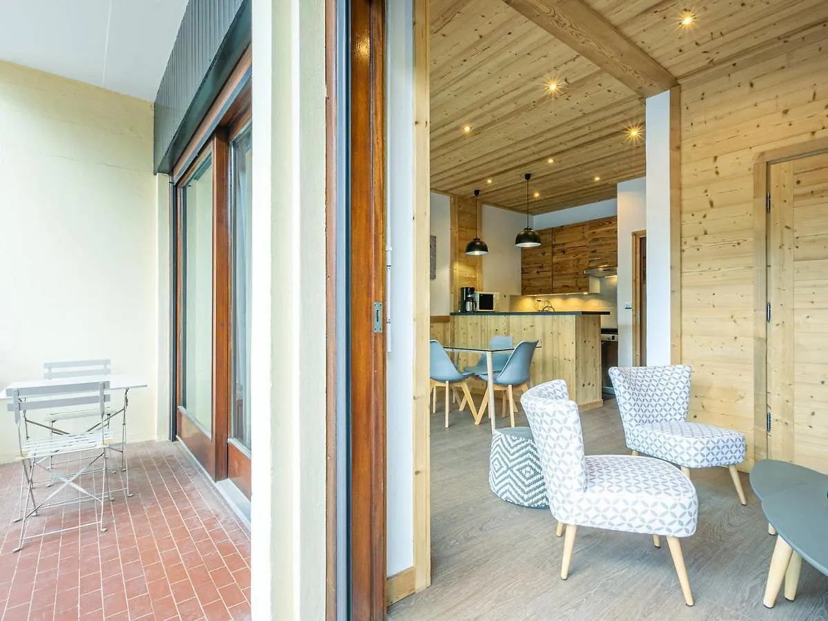 Grand Studio Cabine, Balcon, Parking, Centre La Clusaz - Fr-1-437-85 0*,  France
